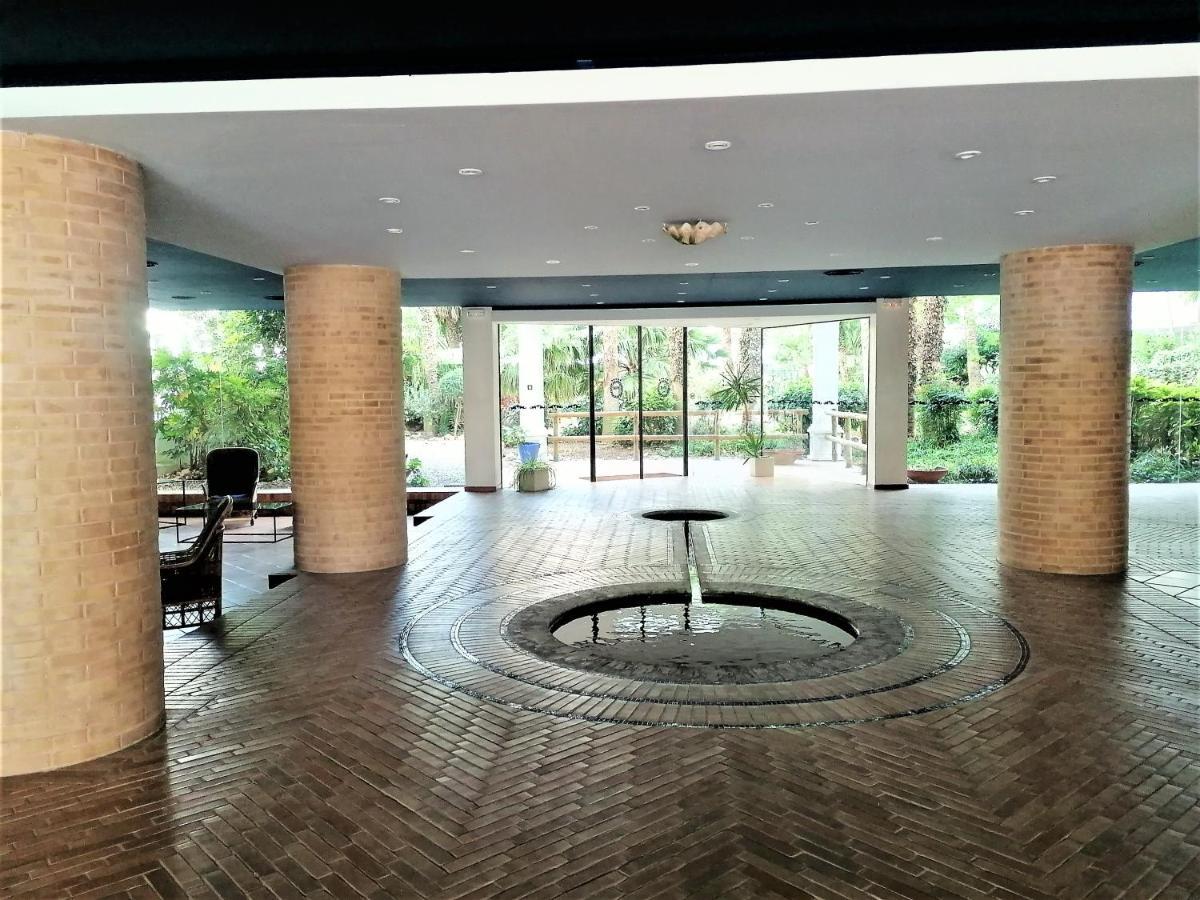 2197 Royal Marine Appartement *